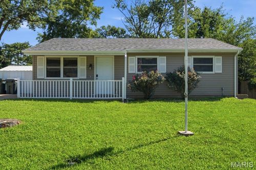 2248 Summit Dr, Arnold, MO, 63010-2254 | Card Image