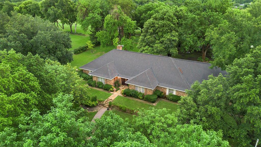 Cedar Dr, Red Oak, TX 75154