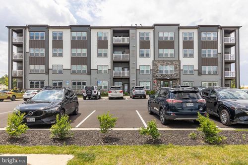 403-140 Mccormick Cir, WINCHESTER, VA, 22602 | Card Image