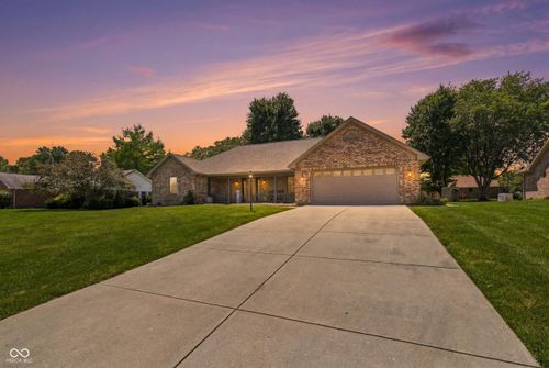 815 Stewart Rd, Anderson, IN, 46012-9609 | Card Image
