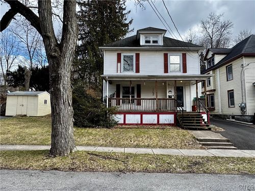 130 Woodlawn Ave, Auburn, NY, 13021-3751 | Card Image