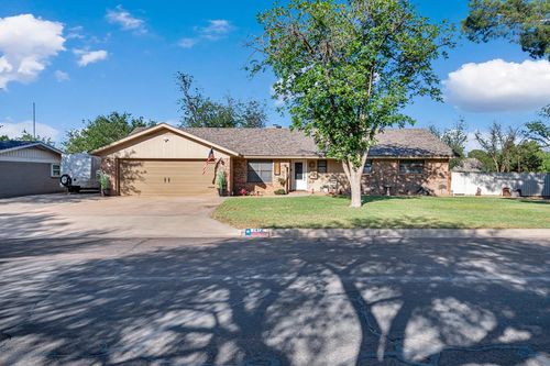 1412 Sparks St, Midland, TX, 79701-3902 | Card Image