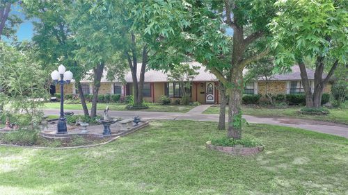 302 Wilcoxson St, Farmersville, TX, 75442-1412 | Card Image