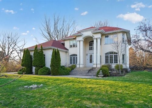 2113 Elgin Rd, BARRINGTON, IL, 60010-9648 | Card Image