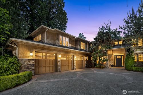 10827 Ne 108th St, Kirkland, WA, 98033-5033 | Card Image
