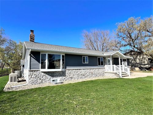 1428 2nd St S, Sauk Centre, MN, 56378-1916 | Card Image