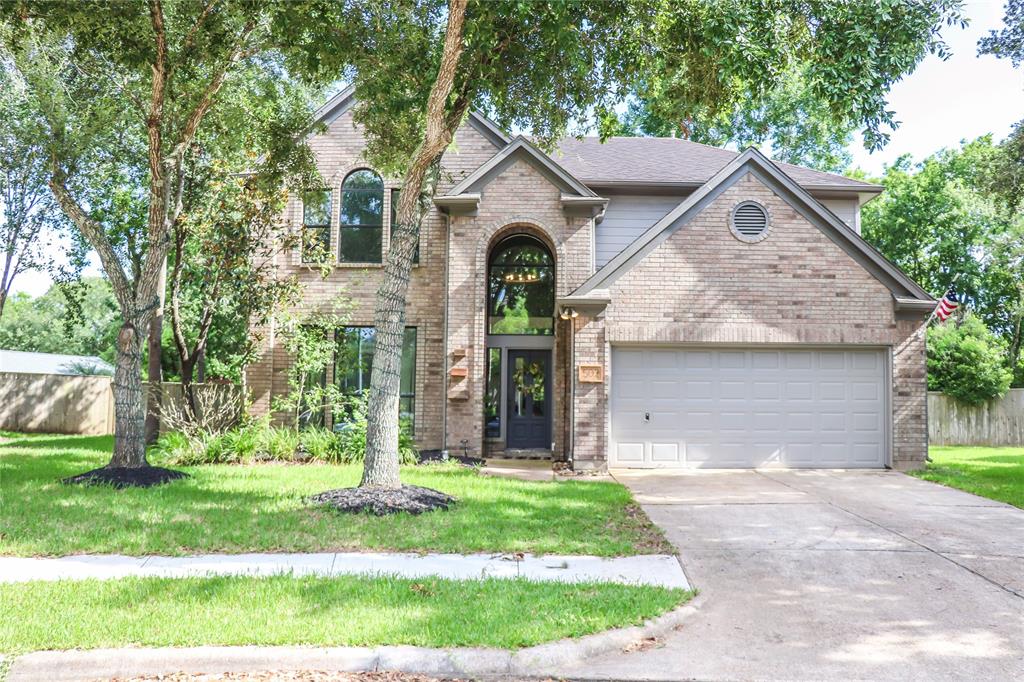 Deer Hollow Dr, Sugar Land, TX 77479