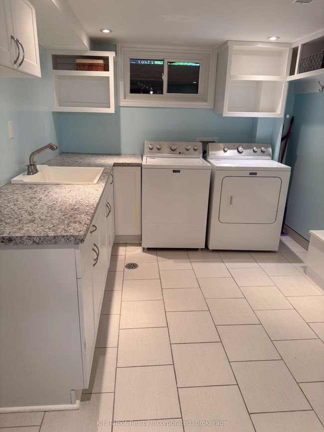 250 Catherine St, House other with 4 bedrooms, 2 bathrooms and 4 parking in Goderich ON | Image 11