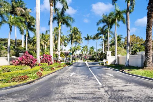 5337 Nw 113th Pl, Doral, FL, 33178 | Card Image