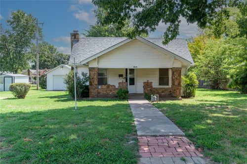 2812 W 37th Pl, Tulsa, OK, 74107-5460 | Card Image