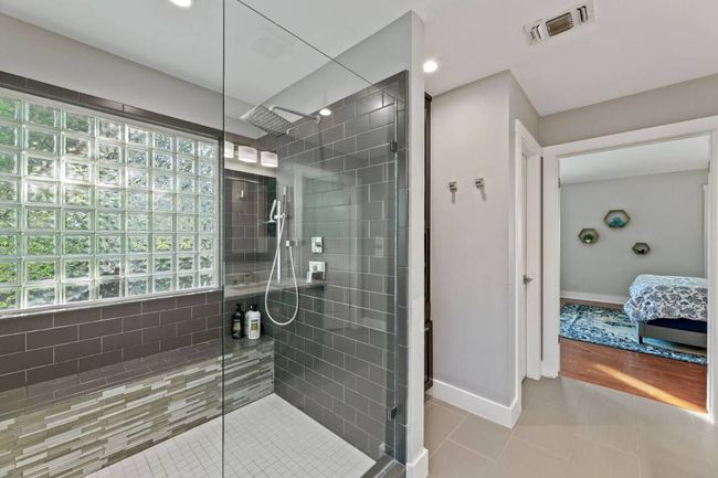 Primary Bedroom Full Bath | Image 26