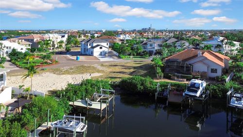962 Symphony Isles Blvd, APOLLO BEACH, FL, 33572-2735 | Card Image