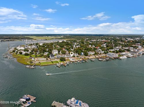 and-slip-122 Front Street, Beaufort, NC, 28516 | Card Image