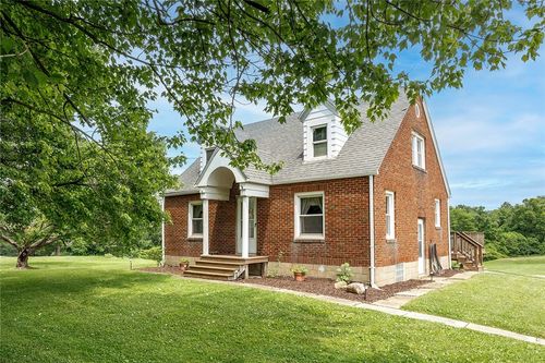 1761 Perry Hwy, Portersville, PA, 16051-1217 | Card Image