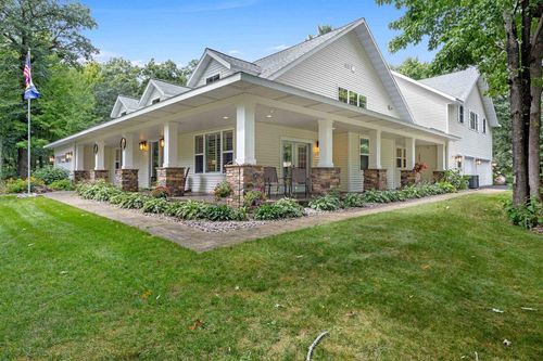 8916 North Shore Drive, AMHERST, WI, 54407 | Card Image