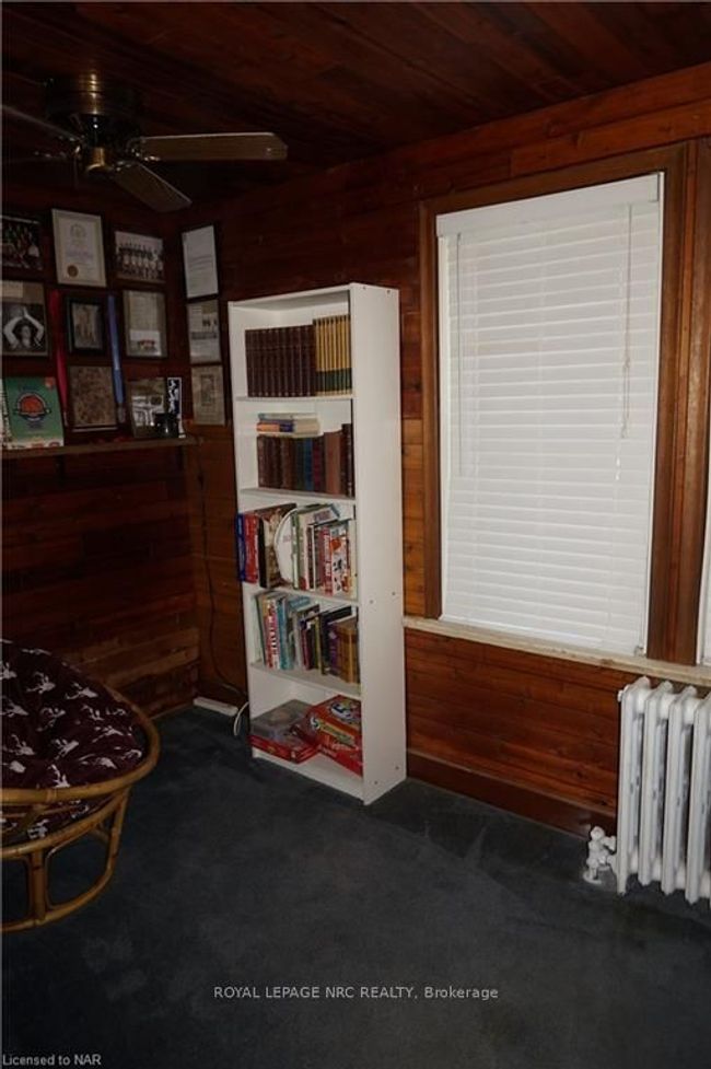 3878 Chippawa Pky, House other with 3 bedrooms, 1 bathrooms and 10 parking in Niagara Falls ON | Image 17