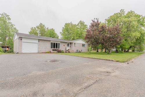 16 Clark St, Kapuskasing, ON, P5N2Z3 | Card Image