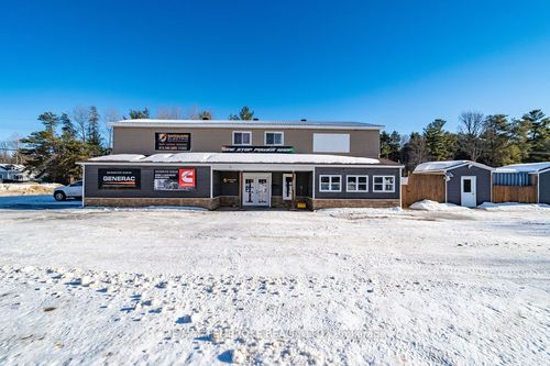 2551 Petawawa Blvd, Petawawa, ON, K8H2Z4 | Card Image