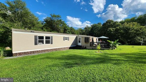 2018 Parker Mountain Rd, STANARDSVILLE, VA, 22973-3240 | Card Image