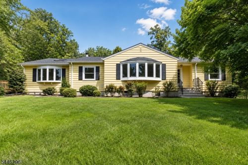 5 Crestview Dr, Bernardsville, NJ, 07924-2108 | Card Image