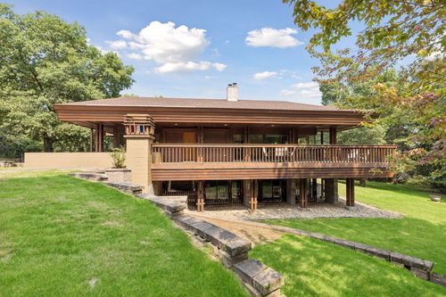 273 Turnberry Ct, HUDSON, WI, 54016-8051 | Card Image