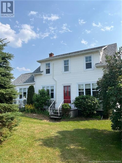 {{alt}} | Card Image