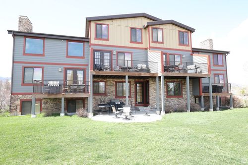 d-110 W Seasons Loop, Garden City, UT, 84028-7727 | Card Image