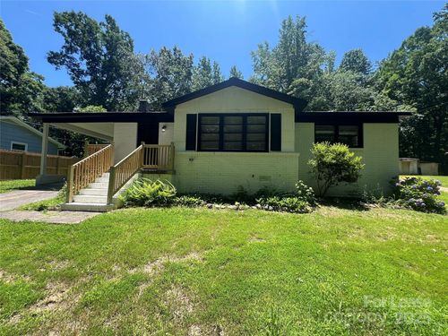 1214 Northwoods Dr, Kings Mountain, NC, 28086-4108 | Card Image