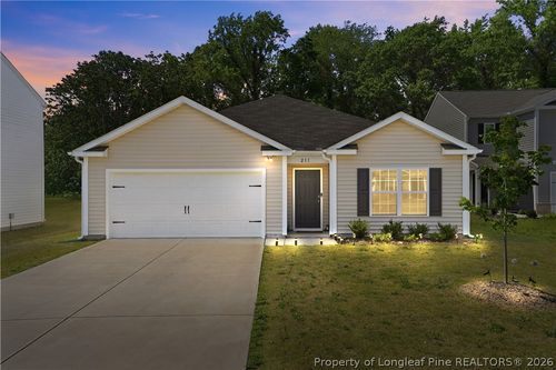 211 Grove Ln, Goldsboro, NC, 27534-2002 | Card Image