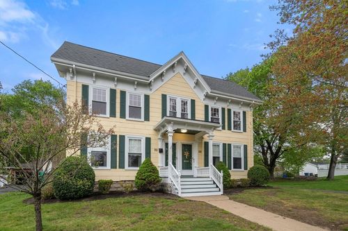 94-92-94 Stanton St, Rockland, MA, 02370-1824 | Card Image