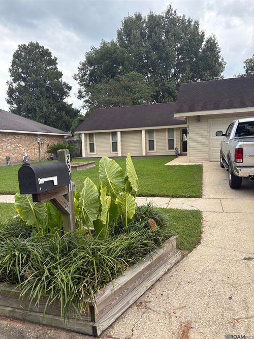 2241 General Jackson Ave, Baton Rouge, LA, 70810-6321 | Card Image