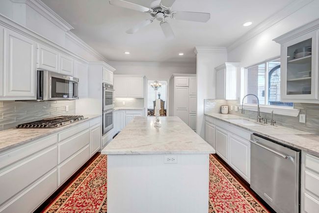 4100 Edgebrook Dr, House other with 3 bedrooms, 3 bathrooms and 3 parking in Midland TX | Image 24