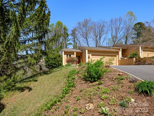 101 Beaver Ridge Rd, Asheville, NC, 28804-3904 | Card Image