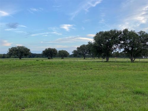 2 W Fm 1093 Rd, Wallis, TX, 77485 | Card Image