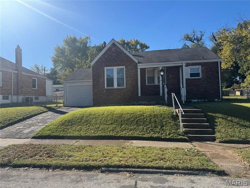 9038 Pallardy Lane, St Louis, MO, 63114 | Card Image
