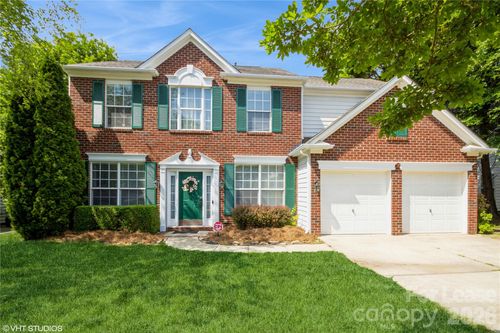 5743 Cambridge Bay Dr, Charlotte, NC, 28269-6119 | Card Image