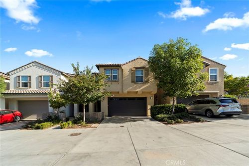 2307 Kay St, Upland, CA, 91786-8444 | Card Image