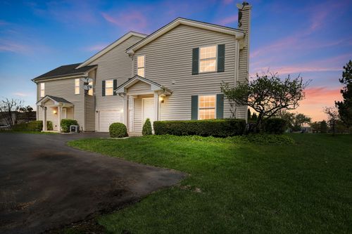 1367 Orleans Dr, Mundelein, IL, 60060-4854 | Card Image