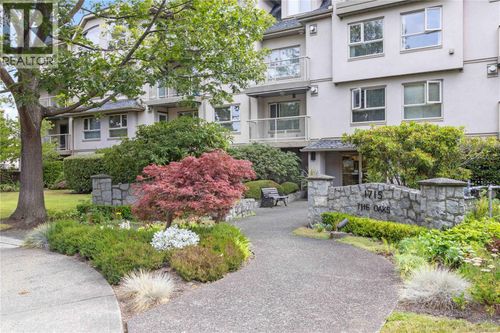 311-1715 Richmond Ave, Victoria, BC, V8R4P9 | Card Image