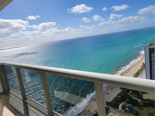 apt-3405-1830 S Ocean Dr, Hallandale Beach, FL, 33009-7712 | Card Image
