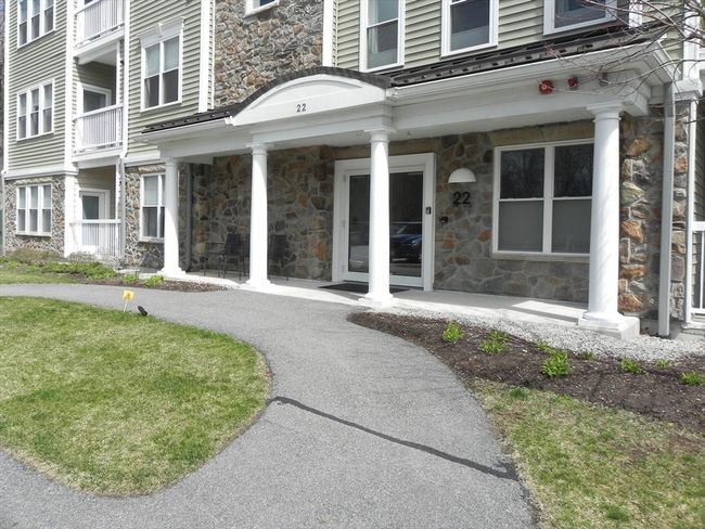 406 - 22 Farmstead Ln, Condo with 2 bedrooms, 2 bathrooms and 1 parking in Sudbury MA | Image 14