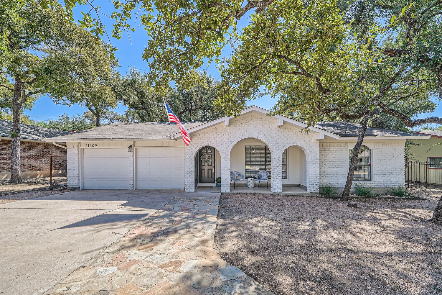 Three Oaks Trl, Austin, TX 78759