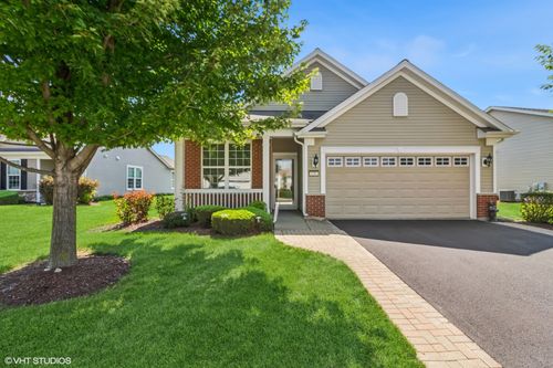 636 Flag Dr, Shorewood, IL, 60404-9587 | Card Image