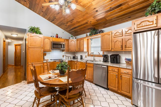 9485 Us Highway 60 E, House other with 3 bedrooms, 2 bathrooms and null parking in Morehead KY | Image 21