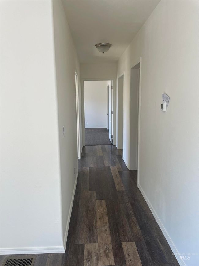 102 N Fairfield St, House other with 3 bedrooms, 2 bathrooms and null parking in Council ID | Image 18