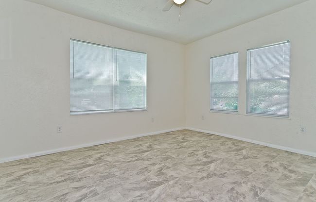 3011 Spurlock St, House other with 3 bedrooms, 2 bathrooms and null parking in Dallas TX | Image 10