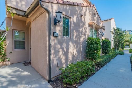 149 Messenger, Irvine, CA, 92618-1335 | Card Image