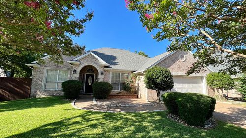 3332 Heather Glen Dr, Flower Mound, TX, 75028-2928 | Card Image