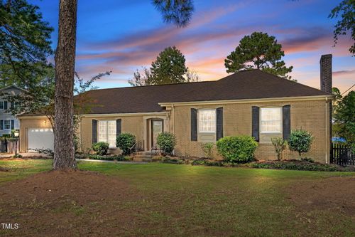 802 Eagle Rd, Kinston, NC, 28501-8220 | Card Image