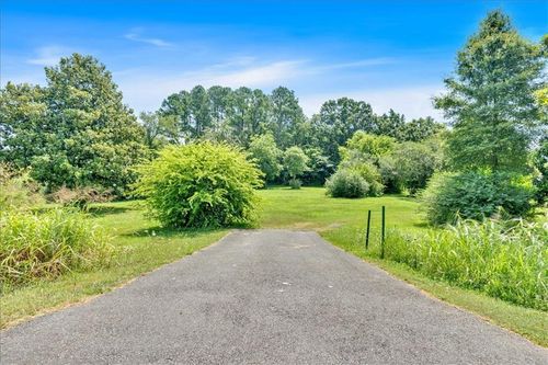 2454 Hall Station Rd Nw, Adairsville, GA, 30103-2323 | Card Image